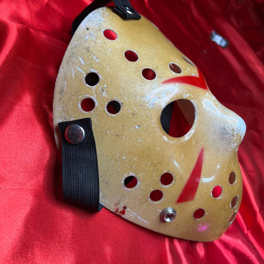 Mascara Jason